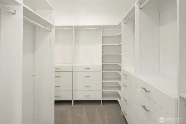 Custom Walk In Closet