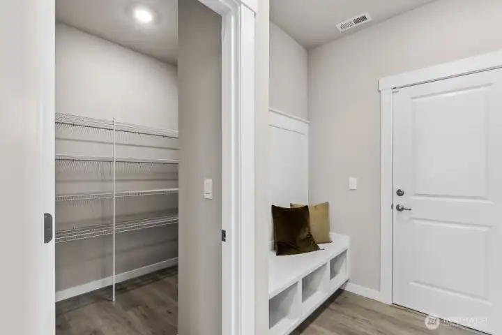 Photo rendering is representational. Actual home is under construction and finishes, elevation, and paint colors may vary. See site agent for details.