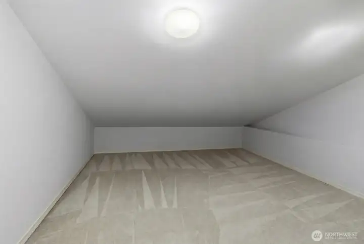 Additional storage room off the bedroom