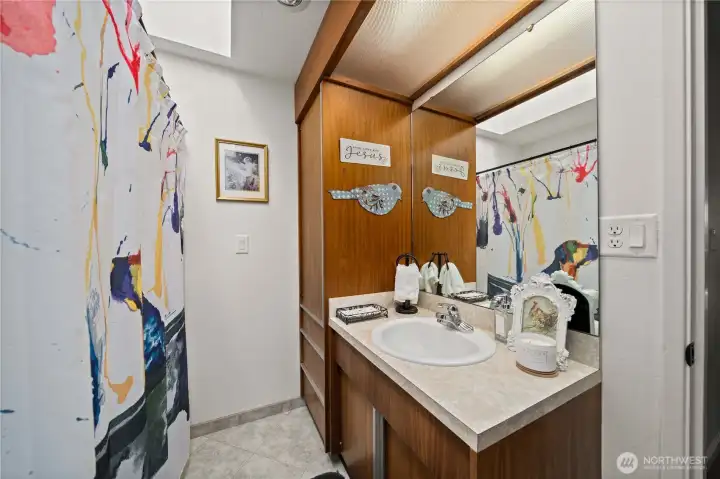 Main Bathroom