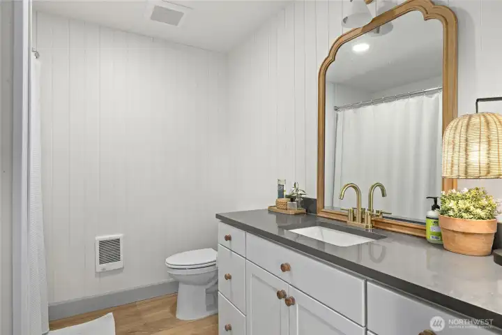 A well-appointed bathroom with today’s sought-after stylish features.