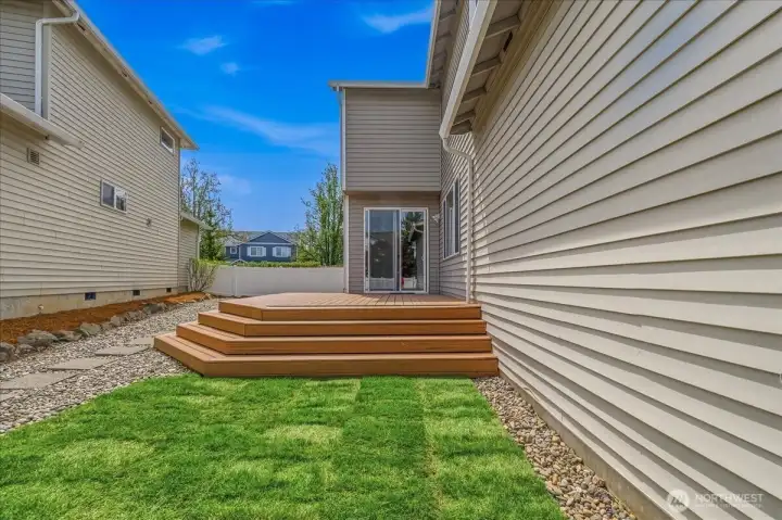 Back Yard/Deck