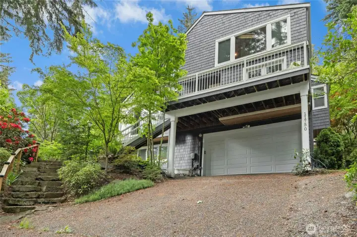 Peaceful, private setting bordered by greenbelt on three sides