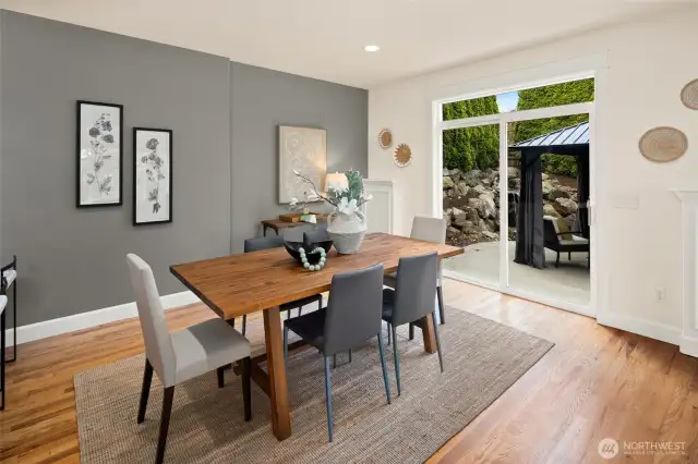 Let the outdoors in—dine with the sound of the backyard waterfall just beyond the sliding doors, and enjoy effortless flow between inside and out.