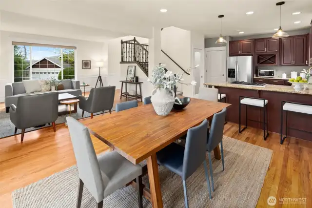 From everyday meals to festive celebrations, this open-concept layout brings everyone together—anchored by timeless finishes and fantastic flow.