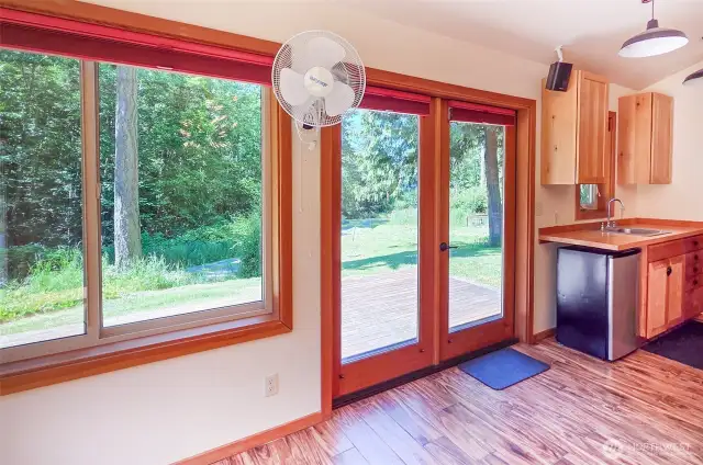 Lots of windows for lots of light in the studio