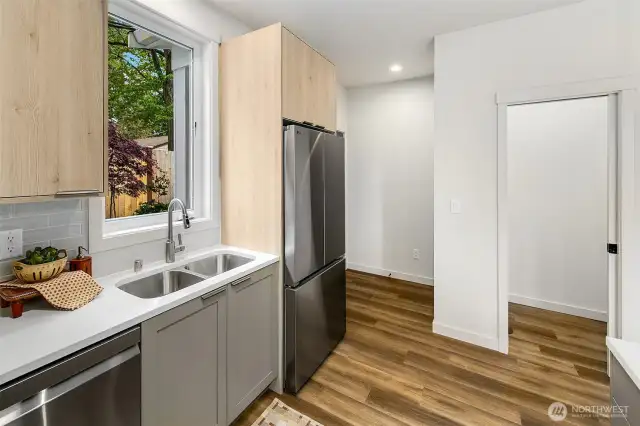 Huge window above the kitchen sink