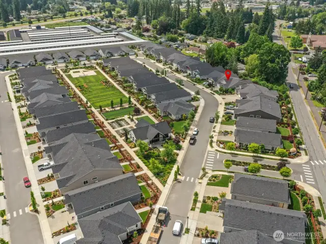 Brickyard Park is a vibrant community. With an acre sized park in the middle of the loop, there are activities for everyone! Outside you'll find a pickleball court, bocce ball court, horseshoes, and space for setting up cornhole boards.