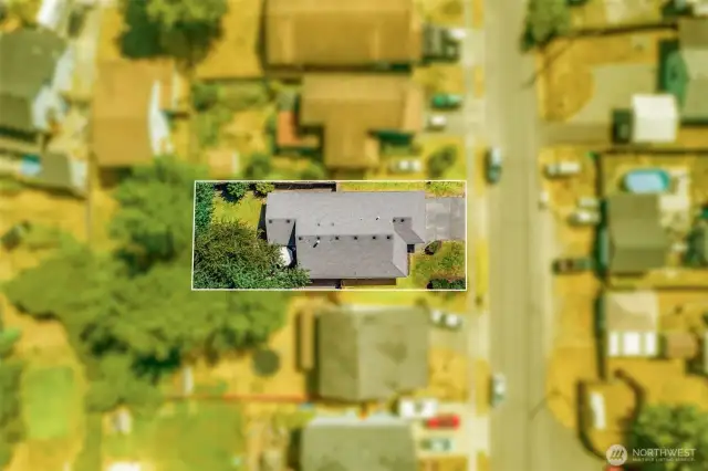 Spacious lot