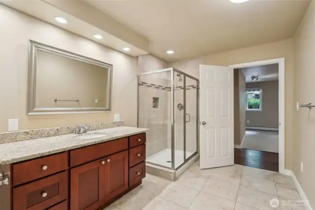Full Bath Main Floor