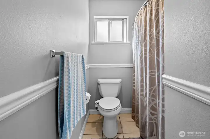 downstairs full bathroom
