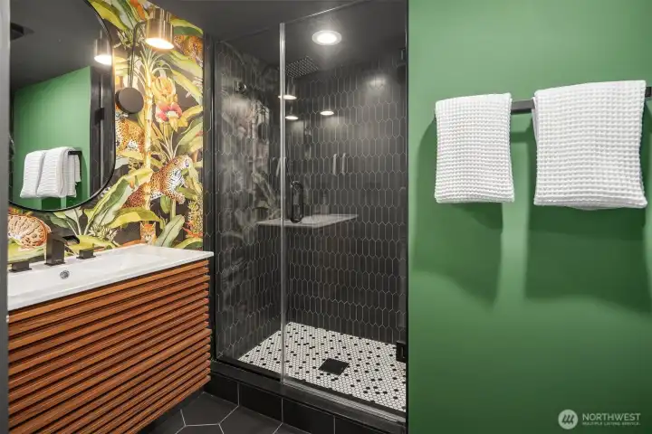 A gorgeous 3/4 bath...