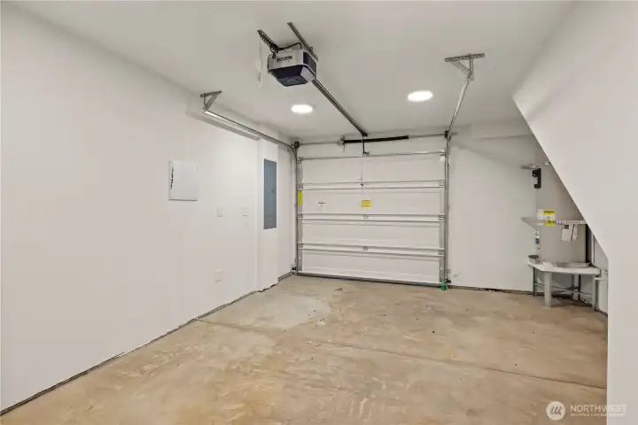 1 car garage