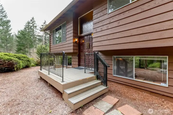 Grand double door entry