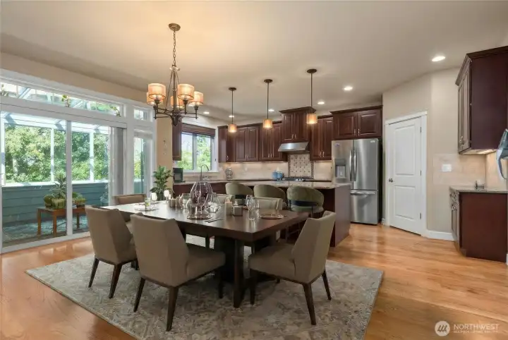 Note the desk to the right of the pantry.  'Command Central'...  *virtually staged