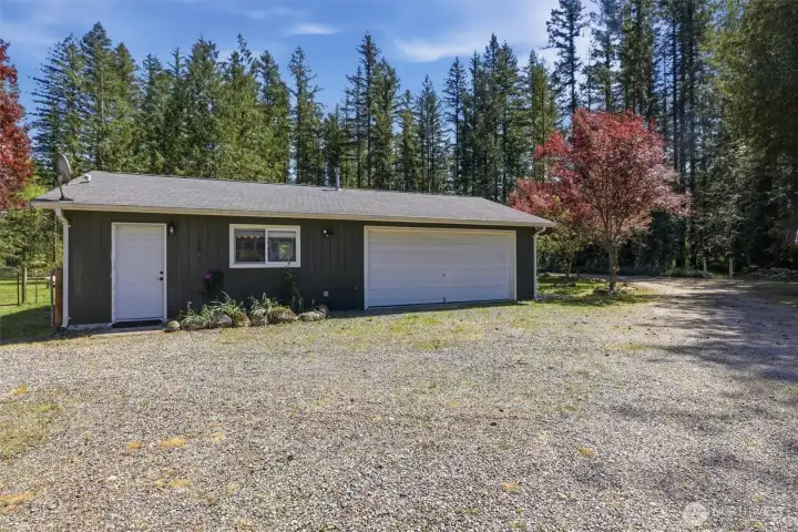 DETACHED GARAGE WITH ADU