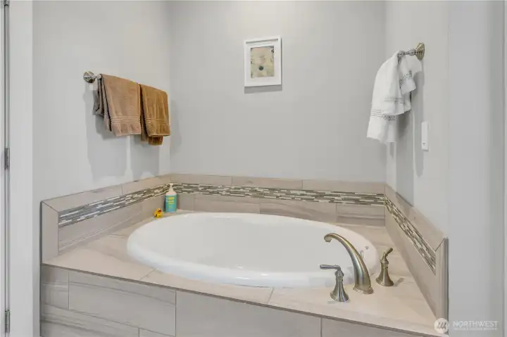 Primary EnSuite Soaking Tub