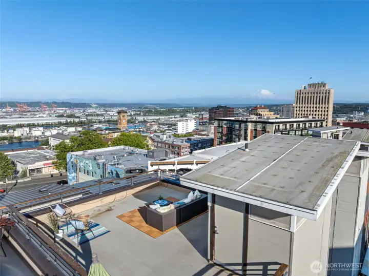 Private roof top deck
