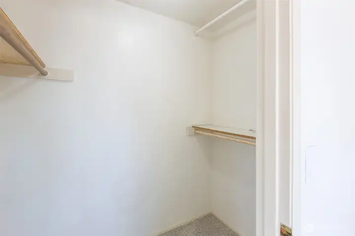 Walk in closet