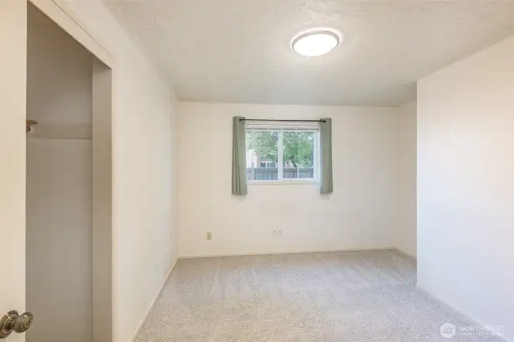 Guest bedroom 1