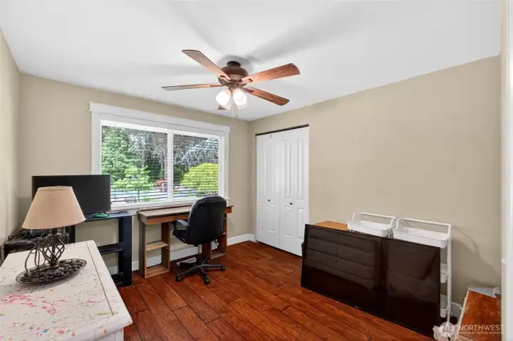 secondary bedroom