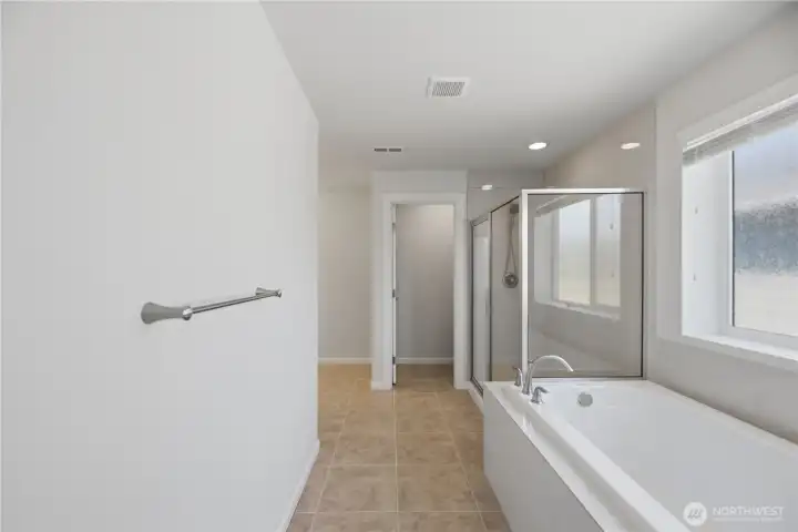 Primary suite bath