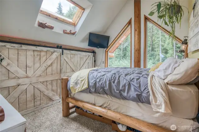 Upper floor bdrm