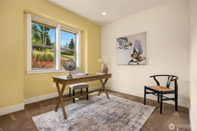 Upstairs room, great for an office.