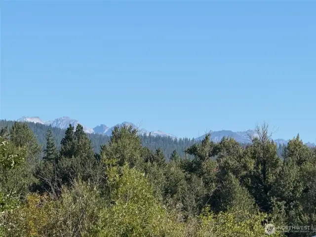 Views of the Stuart Range
