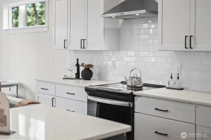 Photos are not of actual home. Colors and finishes may vary.