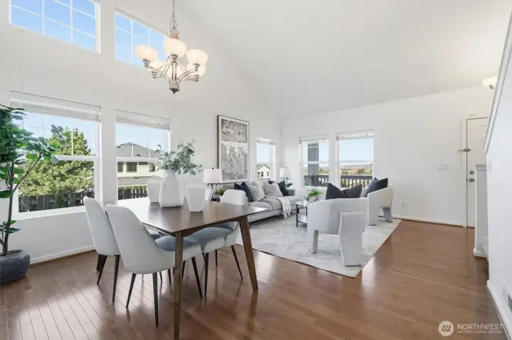 Dining area (staged)