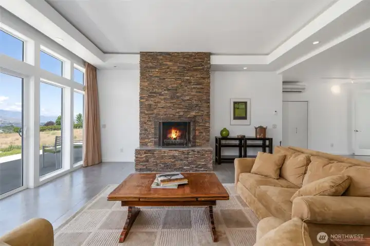 Floor to ceiling fireplace