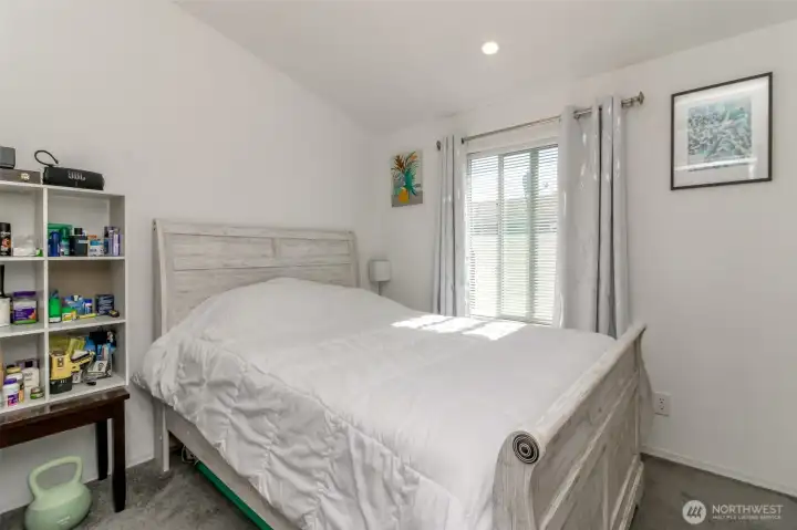 2nd Bedroom