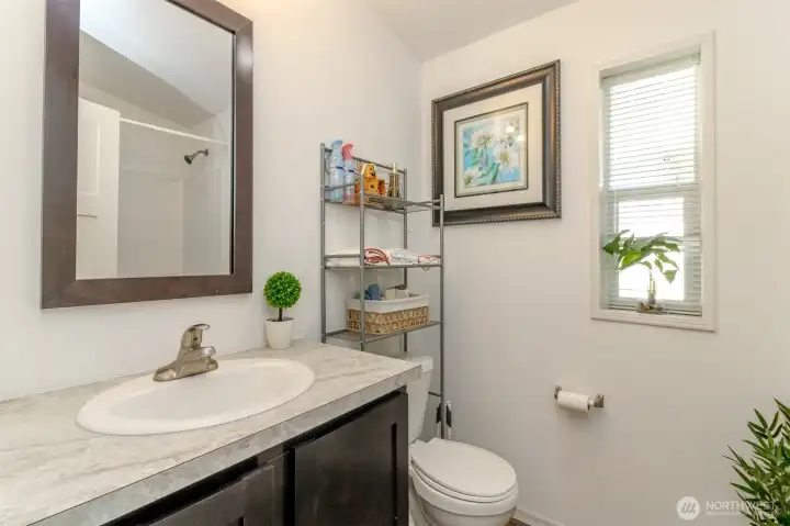2nd Bathroom