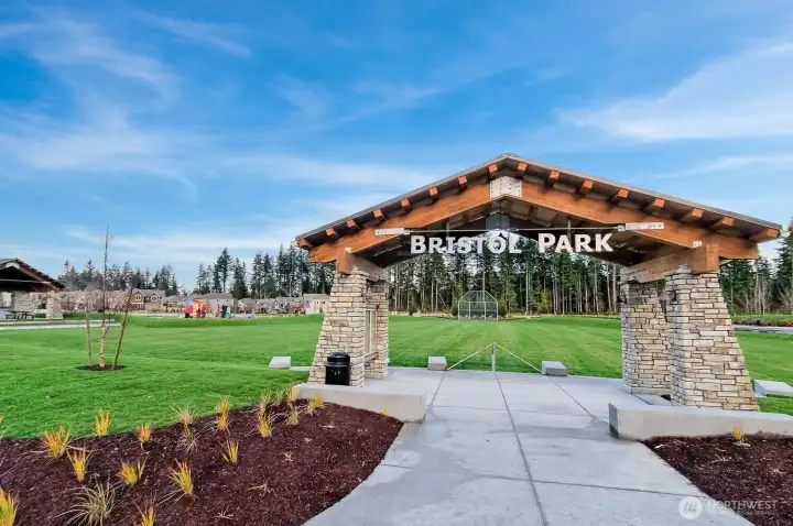 Take advantage of the Redmond Ridge East amenities including multiple parks, Bristol Park, miles of maintained trails, playground, and sports fields