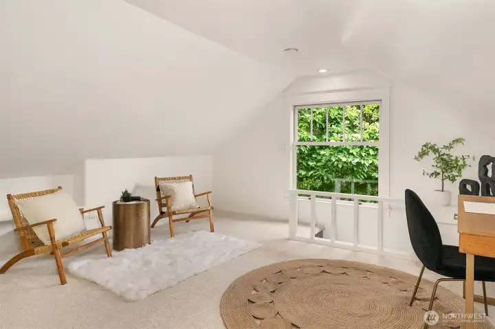 Huge bonus space at the top of the stairs.