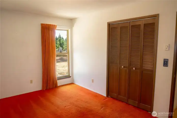 Guest Room Guest Room