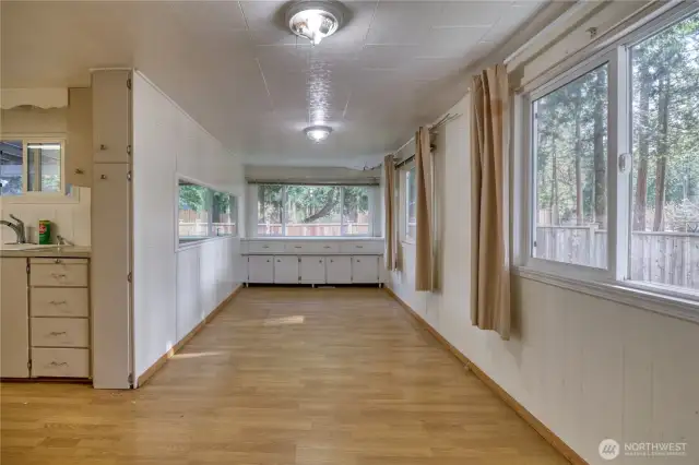 Dining Room off kitchen