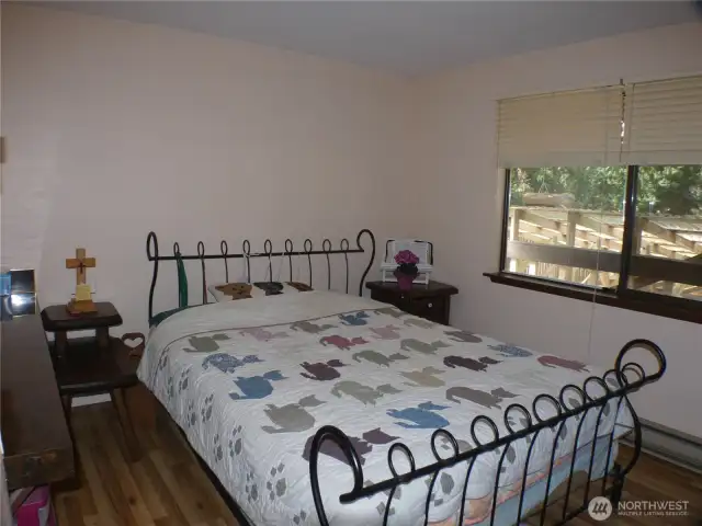 2nd Bedroom