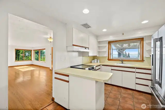 Kitchen with perfect view out the sink