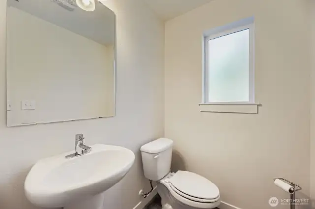 1/2 bath on main