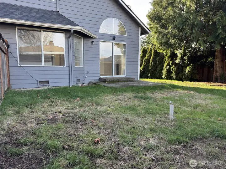 Unit A (Vacant) Backyard