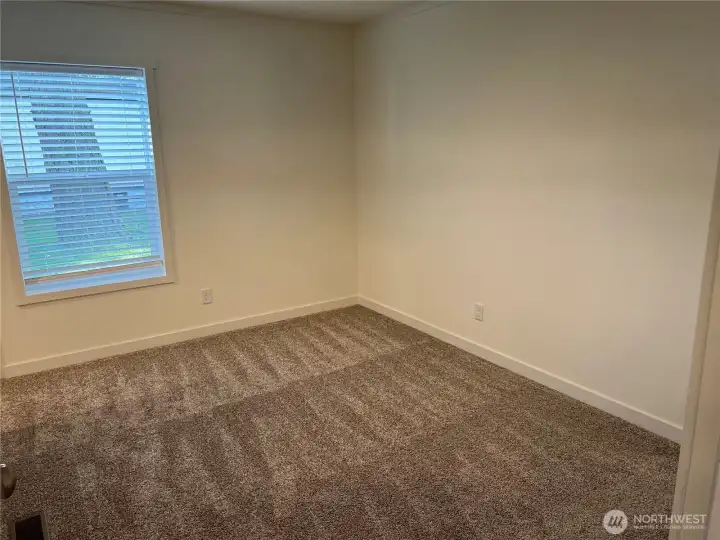 Second bedroom.