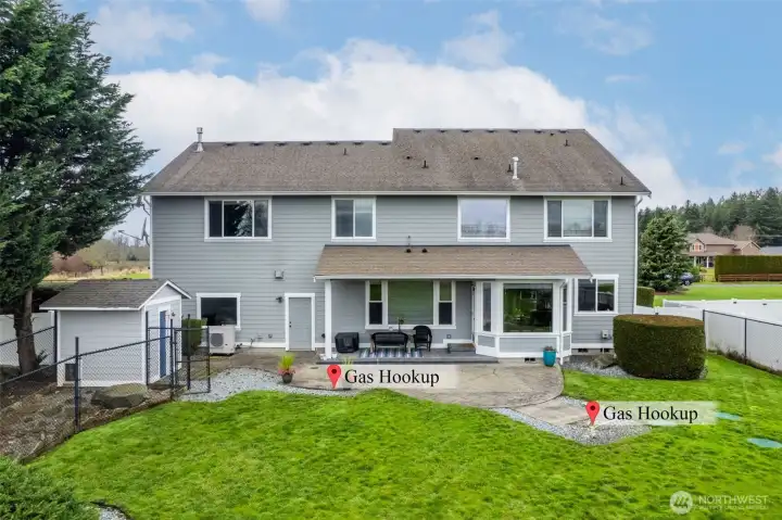 Gas stubs available for BBQ and firepit