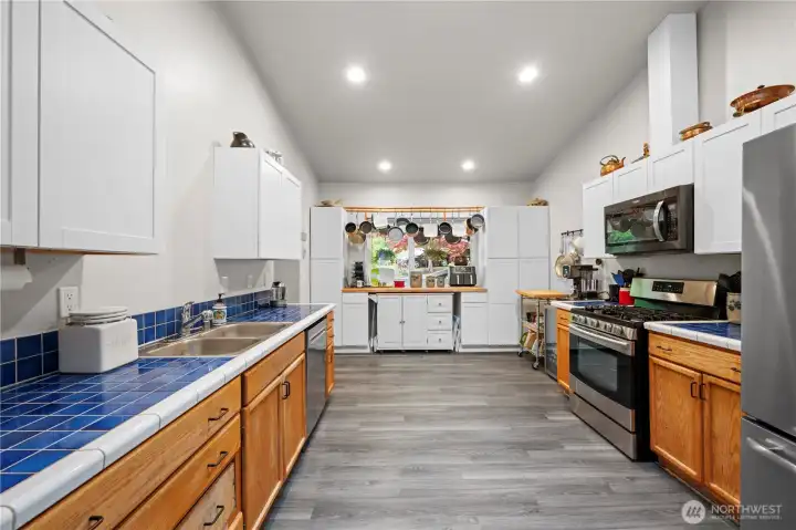 Newer stainless steel appliances. Lots of storage space.
