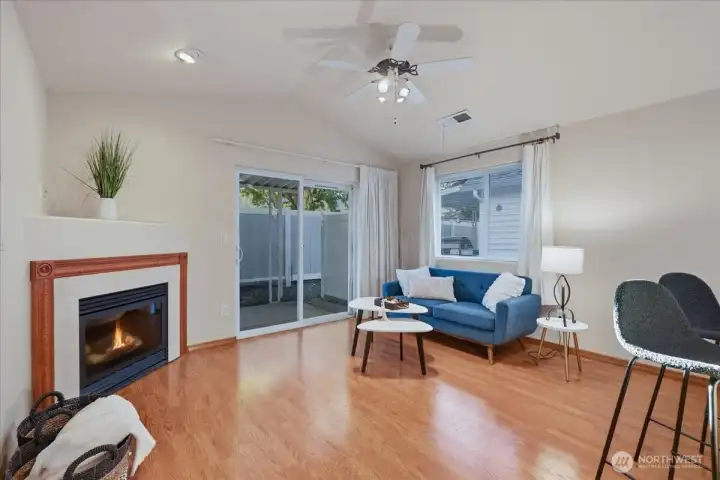 Family room, gas fireplace, covered patio access, laminate floor