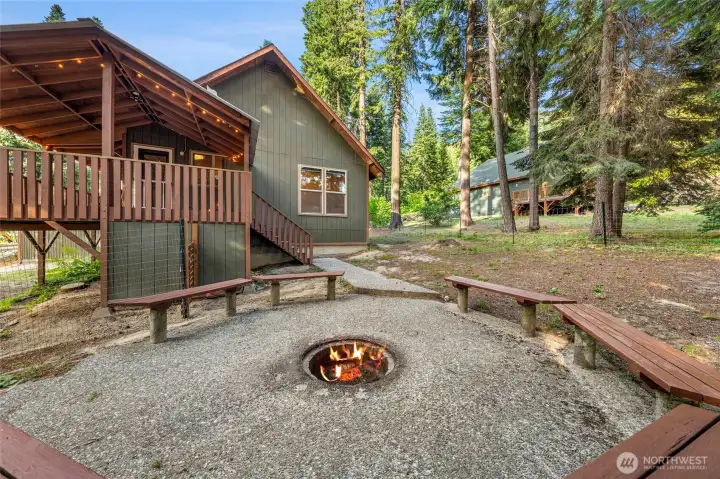 Patio with built-in fire pit and benches Patio with built-in fire pit and benches