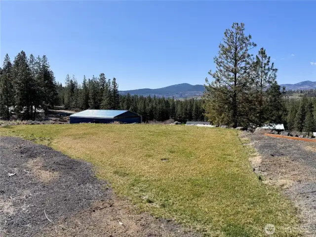 RV parking "yard" with the same amazing views as the house!