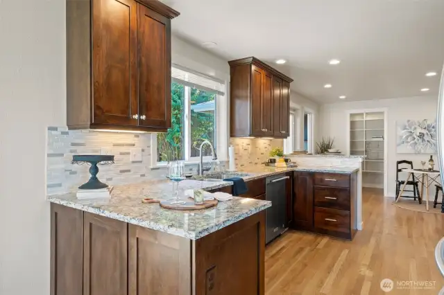 Cook, entertain and enjoy this spacious kitchen