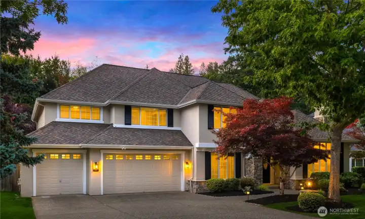 Timeless William Buchan Home with Modern Upgrades in Trossachs. Nestled on a quiet cul-de-sac in the sought-after Preswick at Trossachs community, this beautiful William Buchan home offers a rare blend of classic craftsmanship and thoughtful updates.